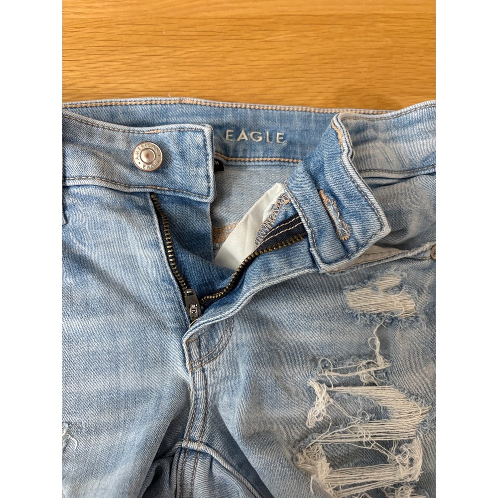 American Eagle Midi Denim Shorts Size 0 Blue Stretch 5" Inseam Distressed - Picture 3 of 10